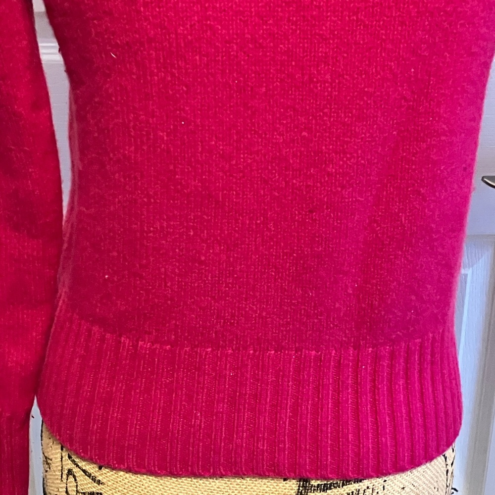 Faconnable thick lamb’s wool magenta berry pink short length v-neck knit sweater - Picture 13 of 15